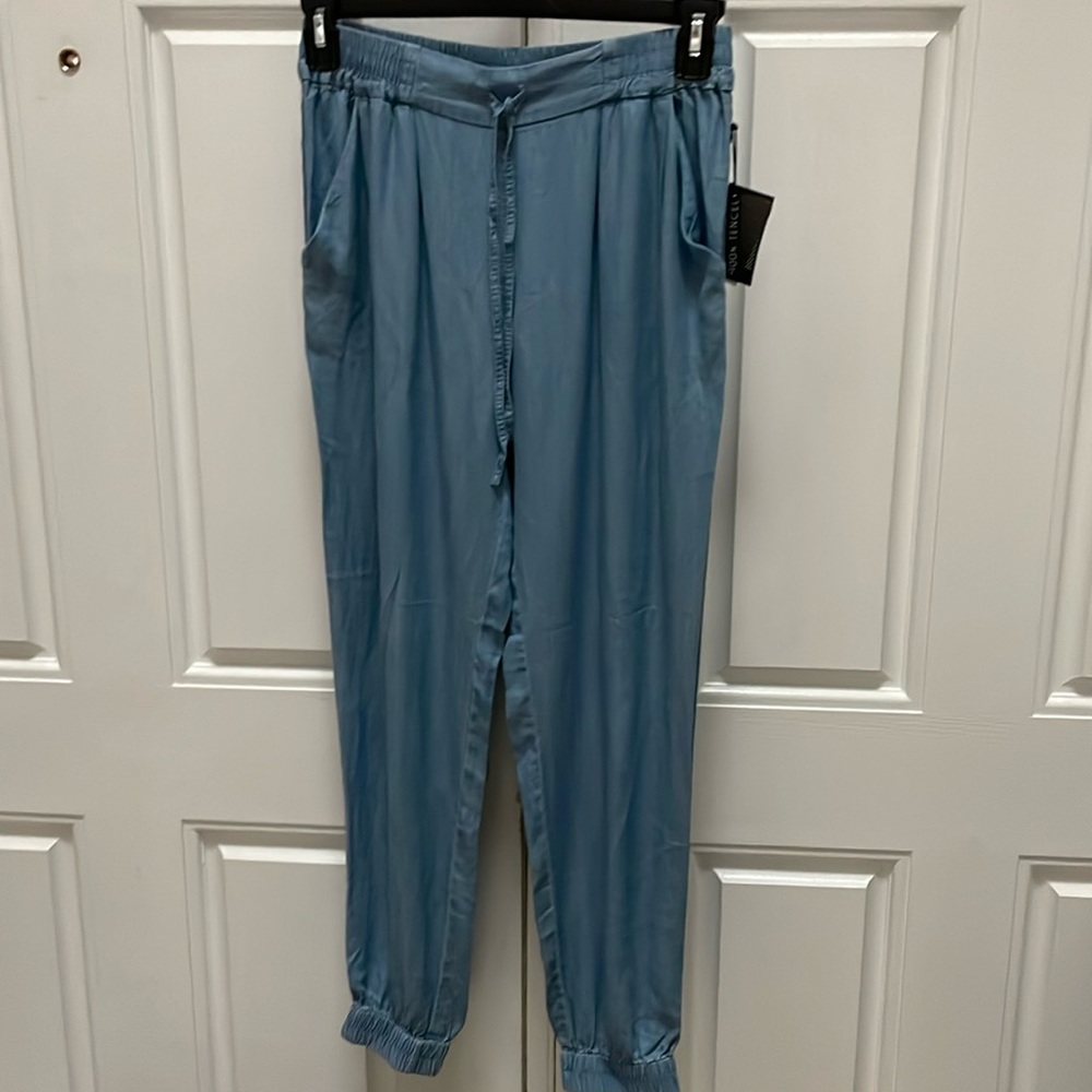 NWT Devoted light denim Women size S/M Joggers